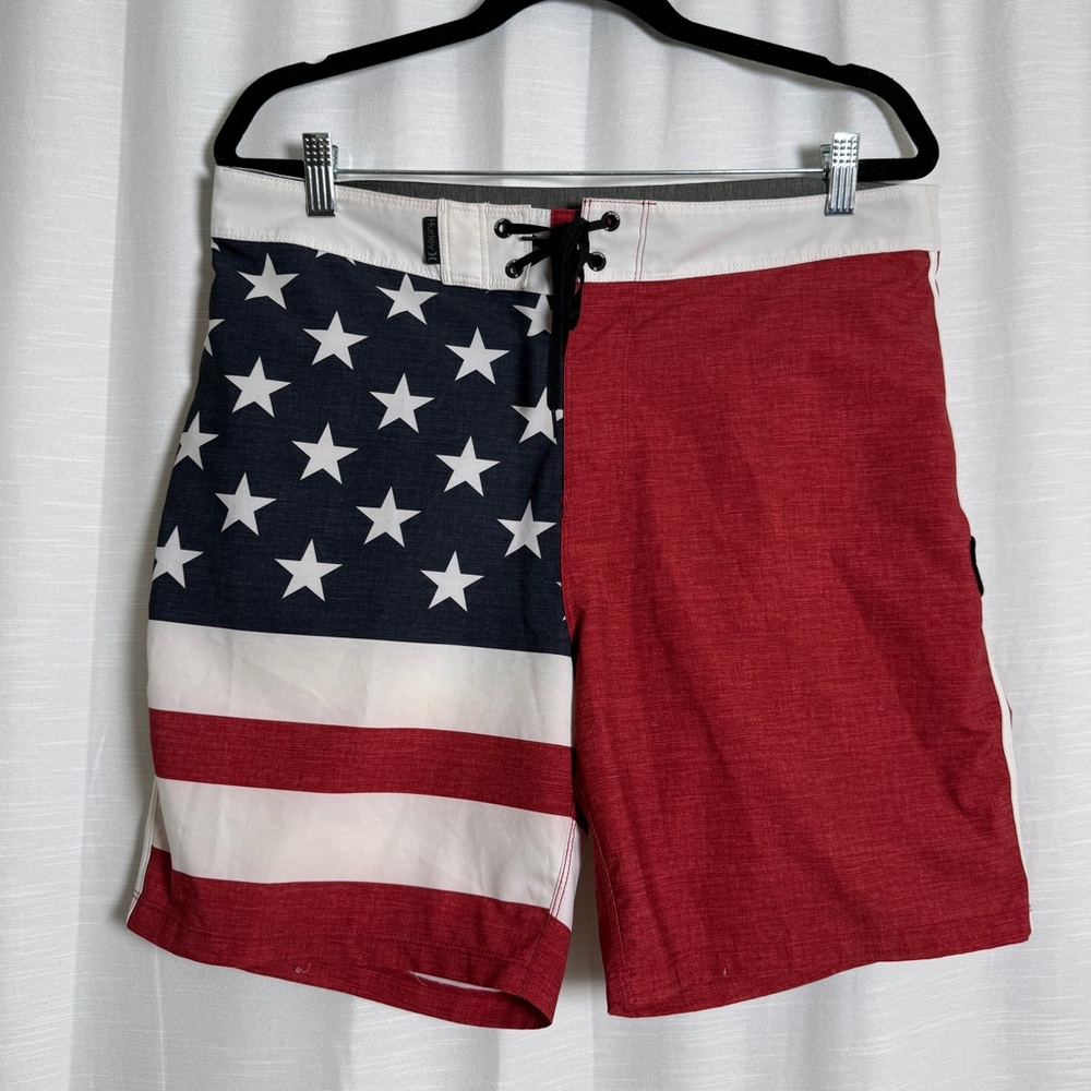 Hurley Men’s Phantom Patriot USA Flag 20” Board Shorts Size 32 - Picture 6 of 13